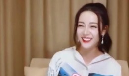 娱乐吃瓜社迪丽热巴,娱乐圈的瓜王，揭秘明星背后的故事